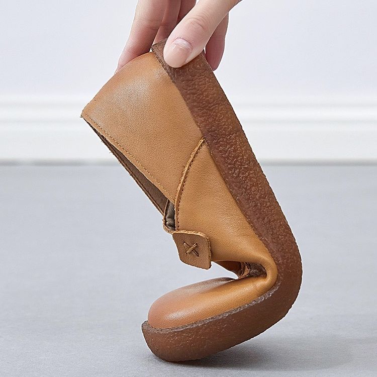 Women's Leather Round Toe Handmade Casual Shoes Retro Flat Shoes